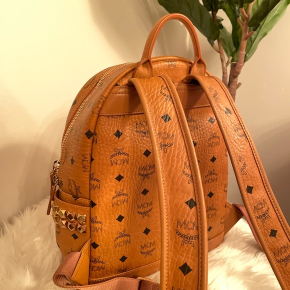 MCM Leather Backpack in Original Color ( Brown) - Picture 2 of 4